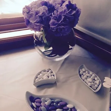 Piero Della Francesca Hotell