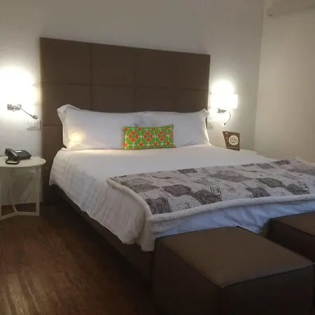 Hotel Piero Della Francesca 3*