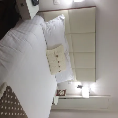 Piero Della Francesca Hotel